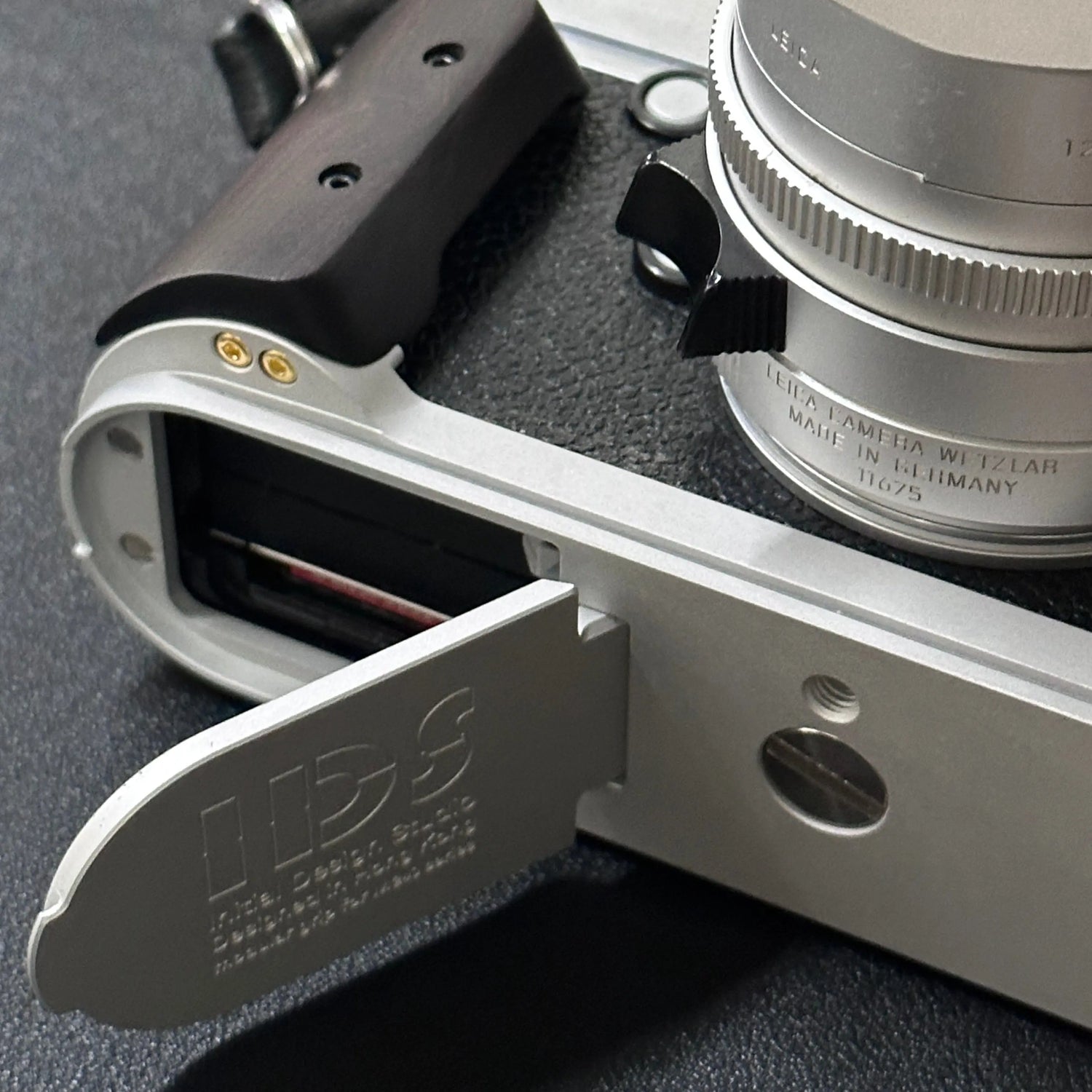 IDS modular grip for Leica M240 IDS initial design studio