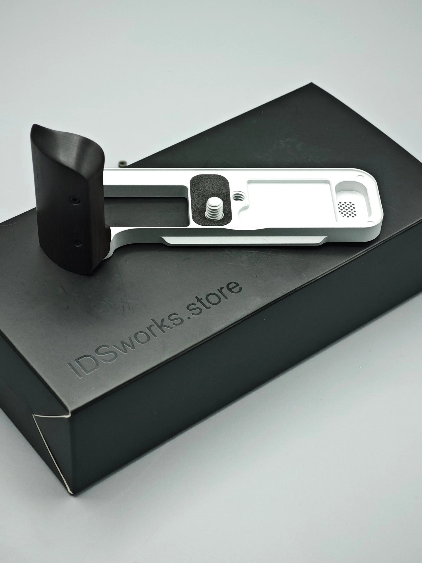 Fuji X100VI Grip from IDSworks IDS initial design studio
