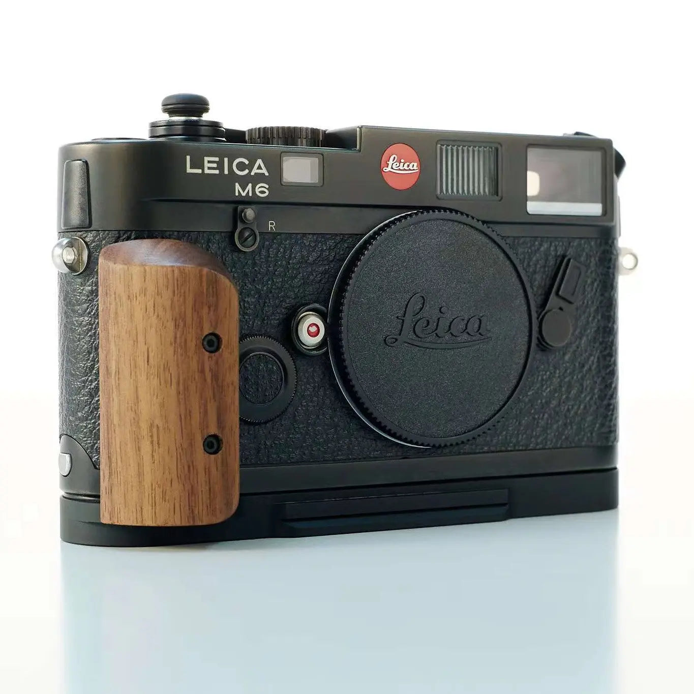 Leica analog Film Grip from IDSworks